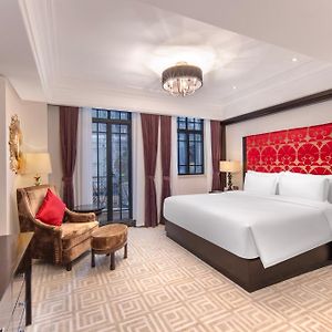 Boutique King Room